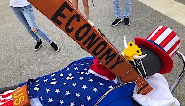 Dictionary names 'Lockdown' as 2020's word of the
year 1