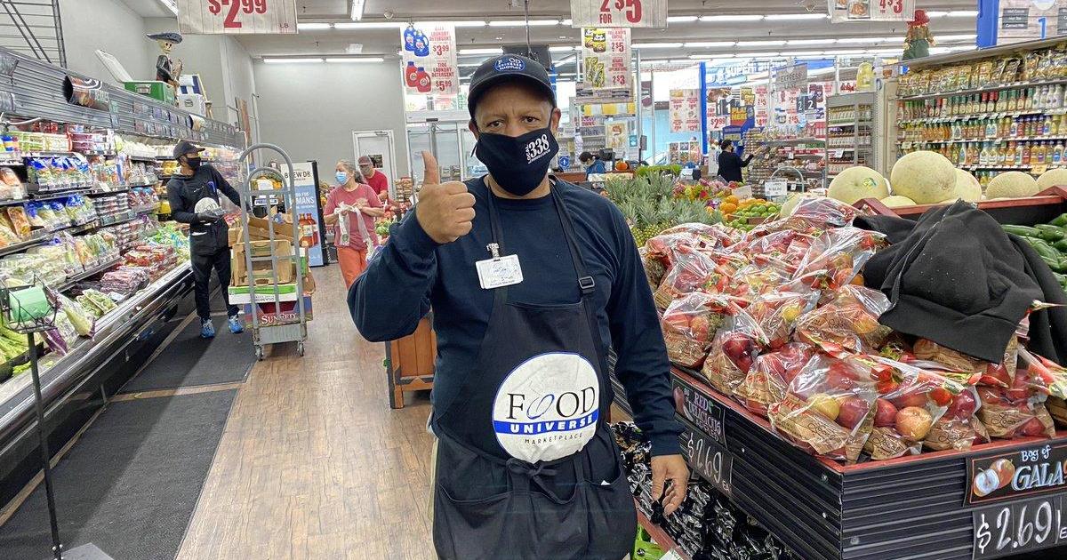Grocery store workers alarmed as coronavirus cases
soar 1