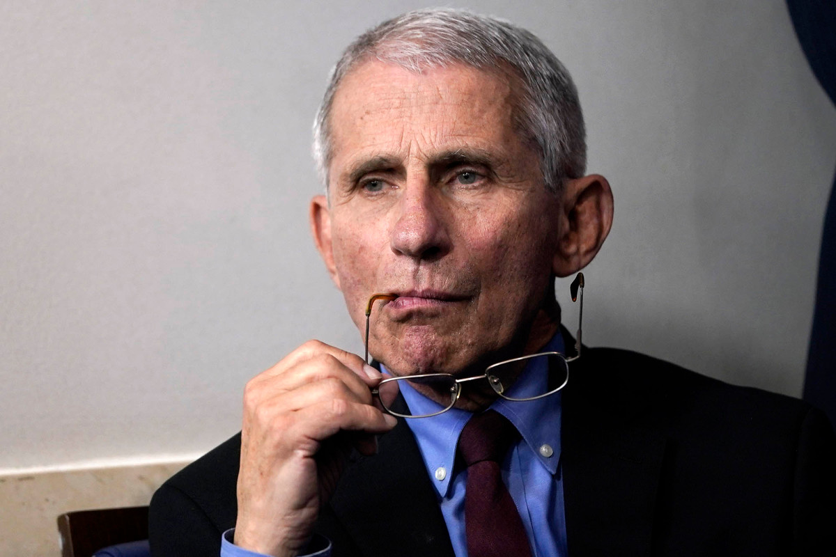 Anthony Fauci’s new COVID-19 guidance: ‘Do what you’re
told’ 1