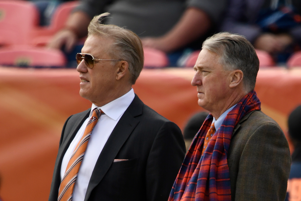 Keeler: John Elway just got tackled from behind by COVID-19.
If the Broncos aren’t going to play in a bubble, then the NFL
should’ve given them more bye weeks. 1