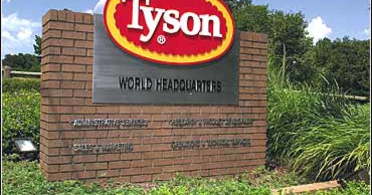 Tyson suspends managers over COVID-19 betting claims 1