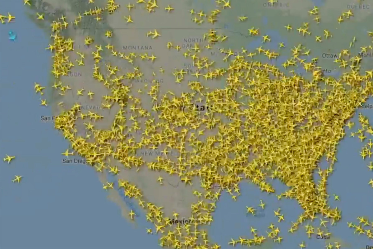 Flight map shows staggering amount of flights ahead of
Thanksgiving amid COVID-19 1