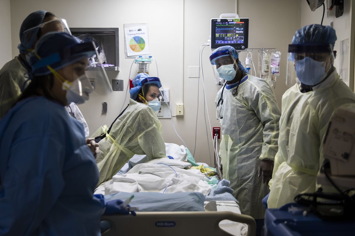 Chicago hospitals brace for biggest COVID-19 surge
yet 1