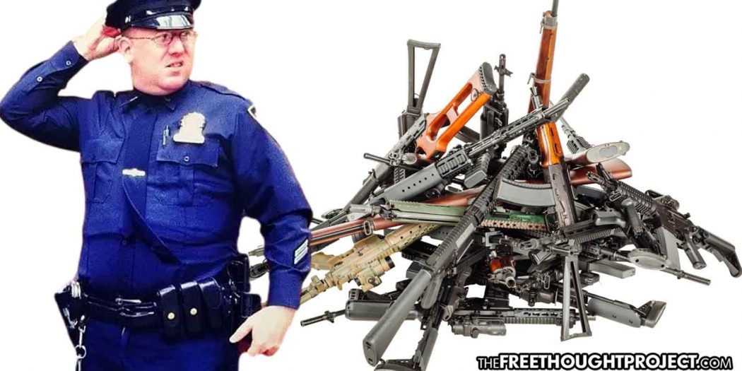 Hundreds of Police Firearms and Confiscated Guns Have “Gone
Missing” from Sheriff’s Office 1