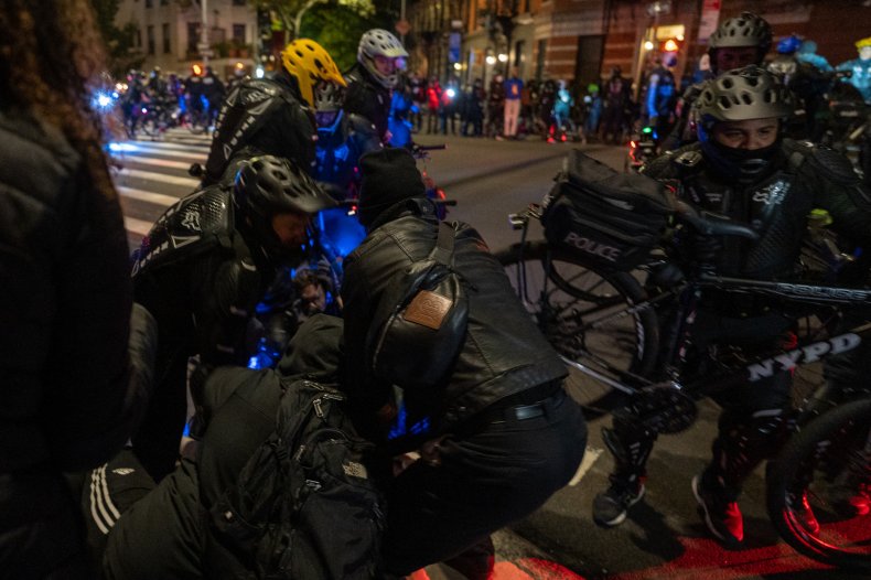 Protester Beaten, Dragged Along Street By NYPD Officer in
Viral Video 1