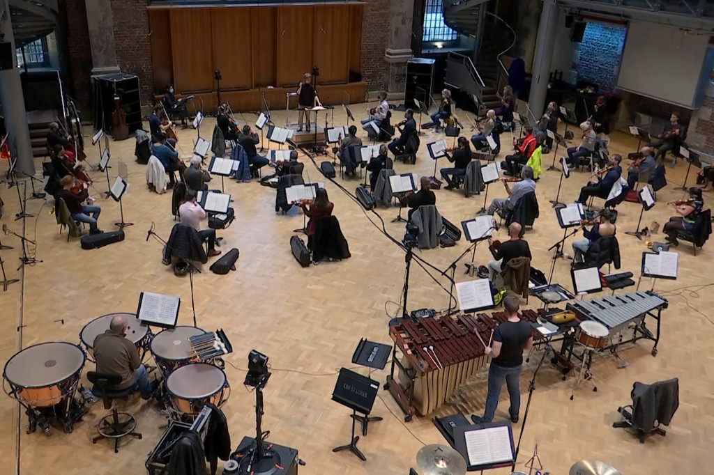 Rapid COVID-19 tests provide lifeline for London
orchestra 1
