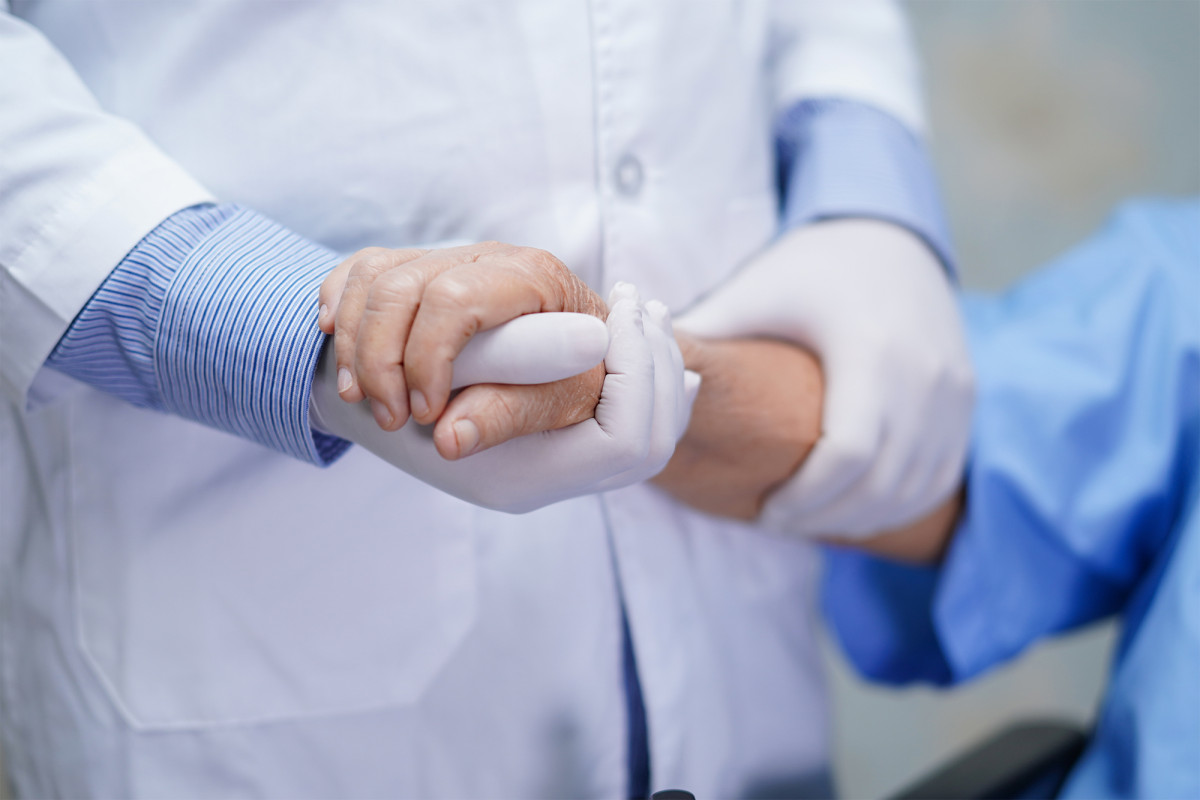 Asymptomatic coronavirus patient shed virus for 70
days 1