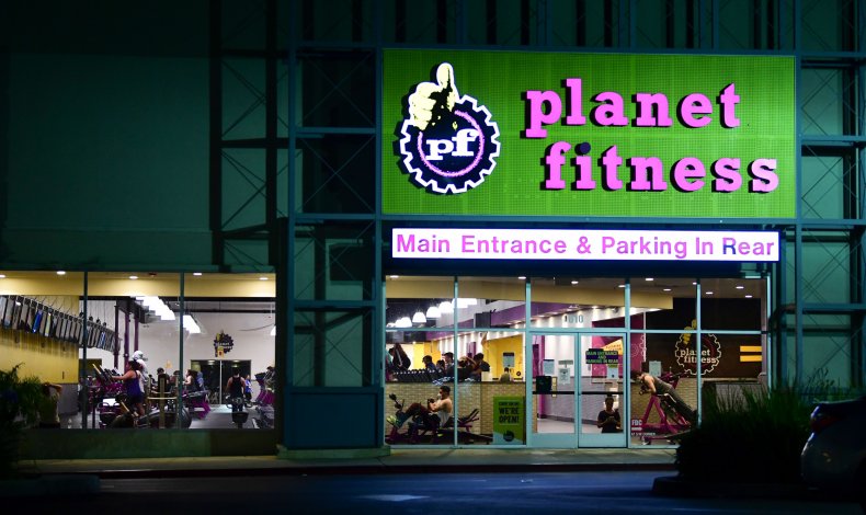 Which Gyms Are Open on Thanksgiving 2020? Planet Fitness, LA
Fitness, Equinox Opening Hours 1