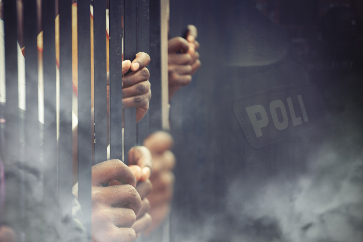 Large-scale riot breaks out in Arizona prison: ‘It was
basically a war zone’ 1