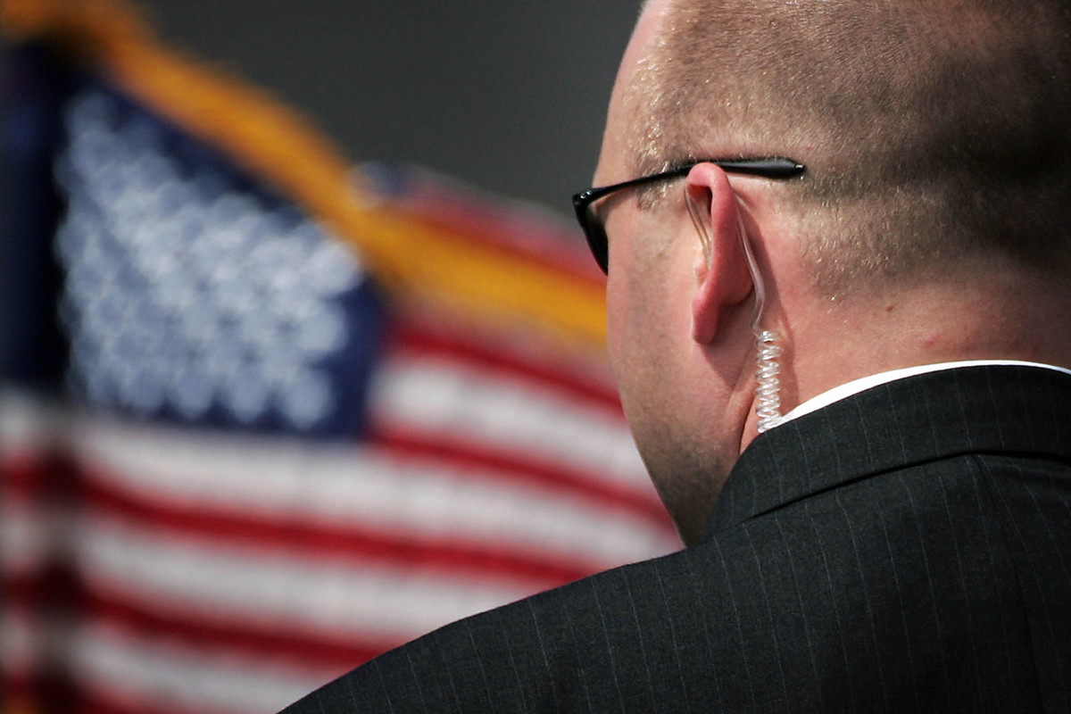 Over 130 Secret Service agents isolating amid White House
COVID-19 outbreak 1