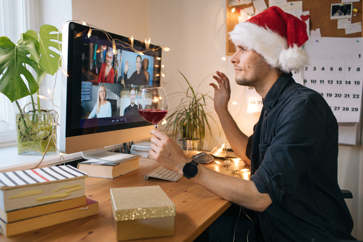 Can I just skip my lame office Zoom holiday party? 1