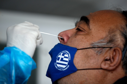 Pandemic: Greece imposes lockdown as hospitals fill 1