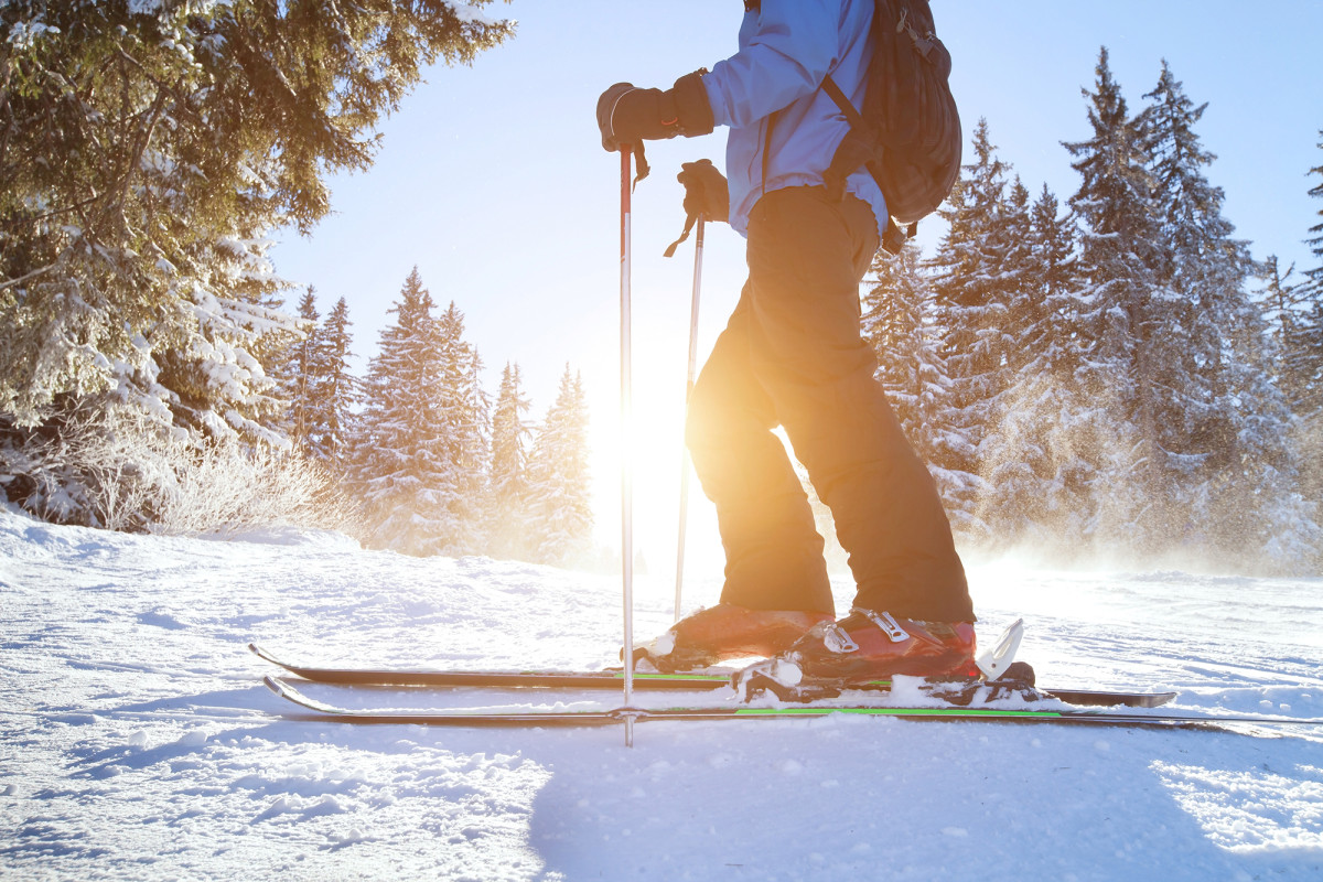 Skiers urged to take caution as season begins amid
COVID-19 1