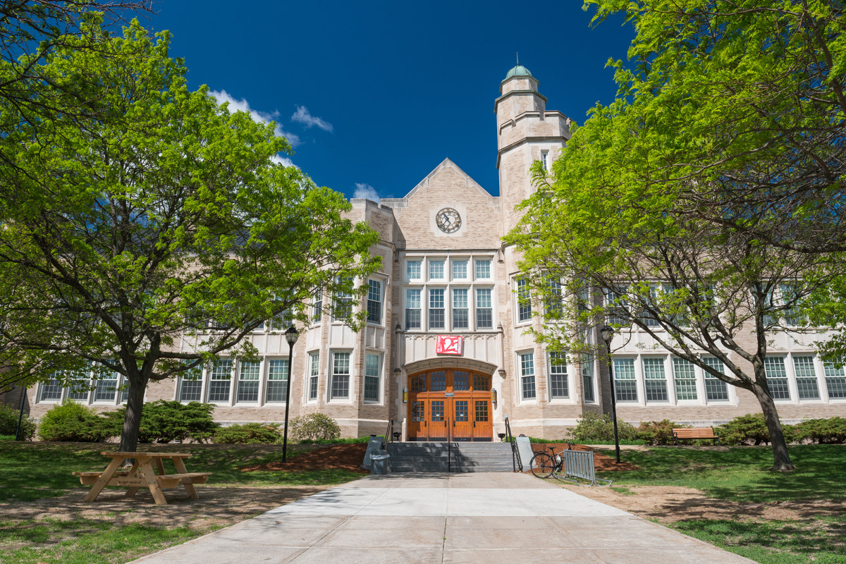 SUNY cancels spring break amid COVID-19 fears 1