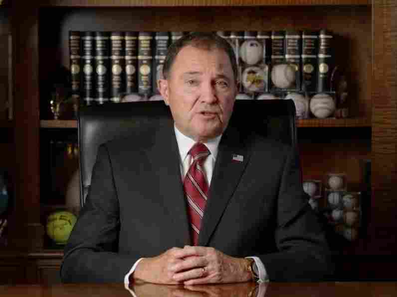 Utah Gov. Announces Statewide Mask Mandate, Citing Steep
Spike In COVID-19 Cases 1