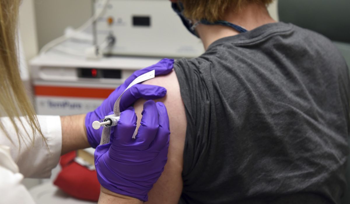 U.S. faces coronavirus 'inflection point' amid surge,
possible transition 1