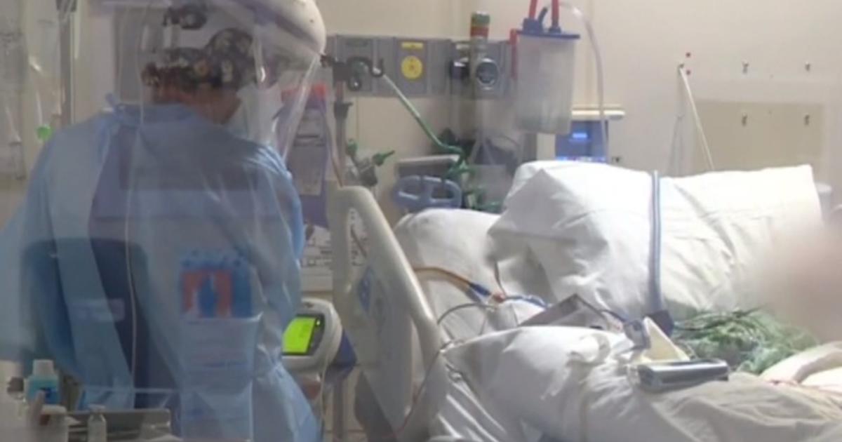 Hospitals brace for COVID-19 surge after holiday
travel 1