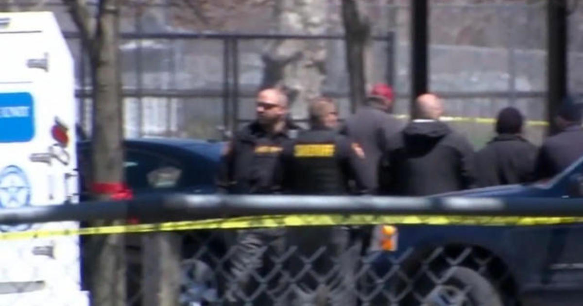 Department of Justice won't charge two officers in death of
Tamir Rice 1