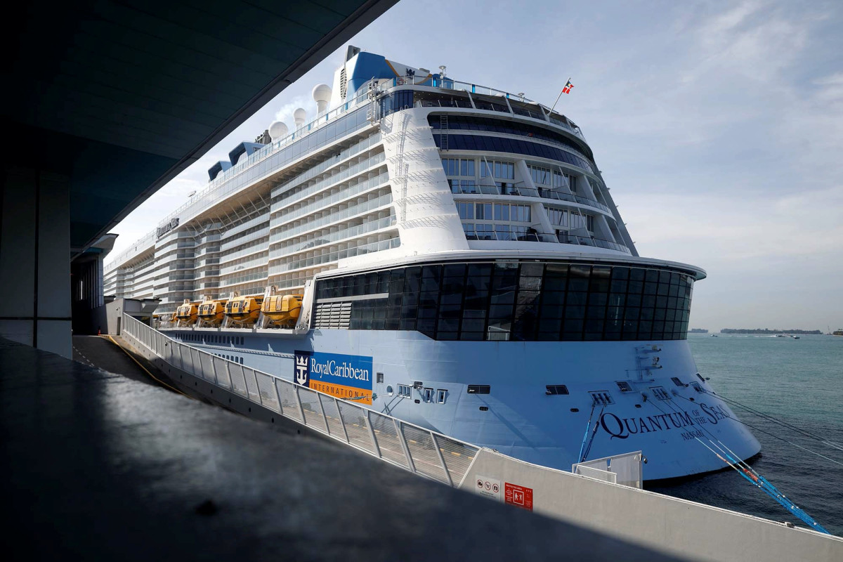 ‘Cruise to nowhere’ cut short as passenger tests positive
for COVID-19 1