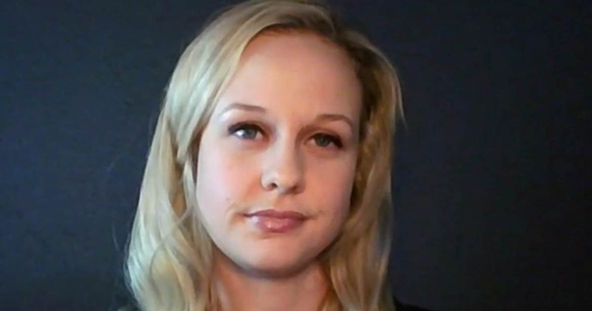 Florida authorities raid home of ex-official who said she
was ousted over coronavirus data 1