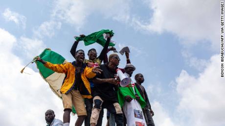 Alicia Keys, Greta Thunberg and others urge Nigeria to free
protesters 1