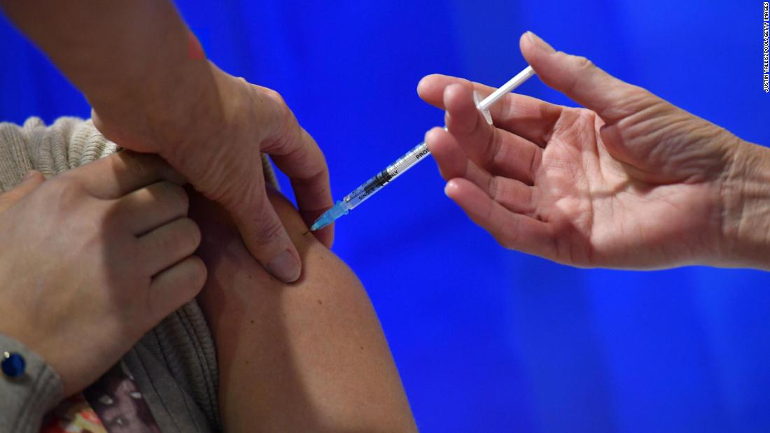 The FDA advisory committee is recommending the agency grant
emergency use authorization to Pfizer's Covid-19 vaccine 1