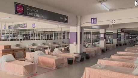 Reno hospital turned their parking garage into a new wing to
treat coronavirus patients 1