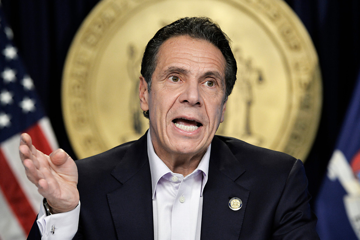 Gov. Cuomo shuts down indoor dining in NYC amid COVID-19
surge 1