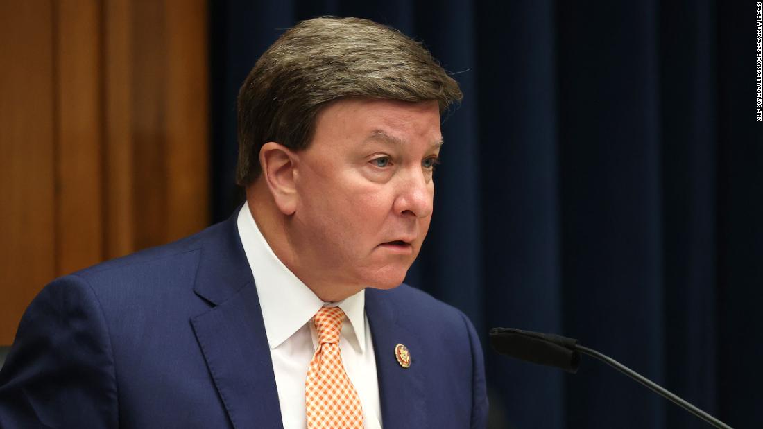 Alabama GOP congressman becomes 4th House member in a week
to disclose Covid-19 diagnosis 1