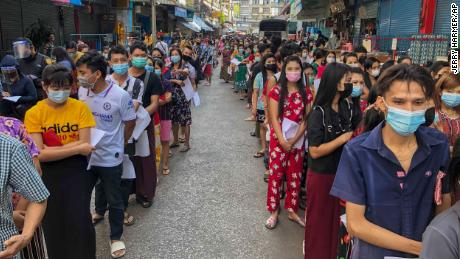 Thailand had kept its coronavirus cases under control. Now
it's testing thousands as it battles a shrimp market
outbreak 1
