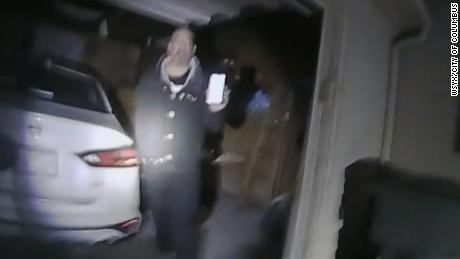Police officer who shot Andre Hill shouted 'gun' before
opening fire, report says 1