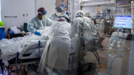 New Year's Eve parties are a 'Covid-19 dream.' Here's why
they can be especially dangerous 1