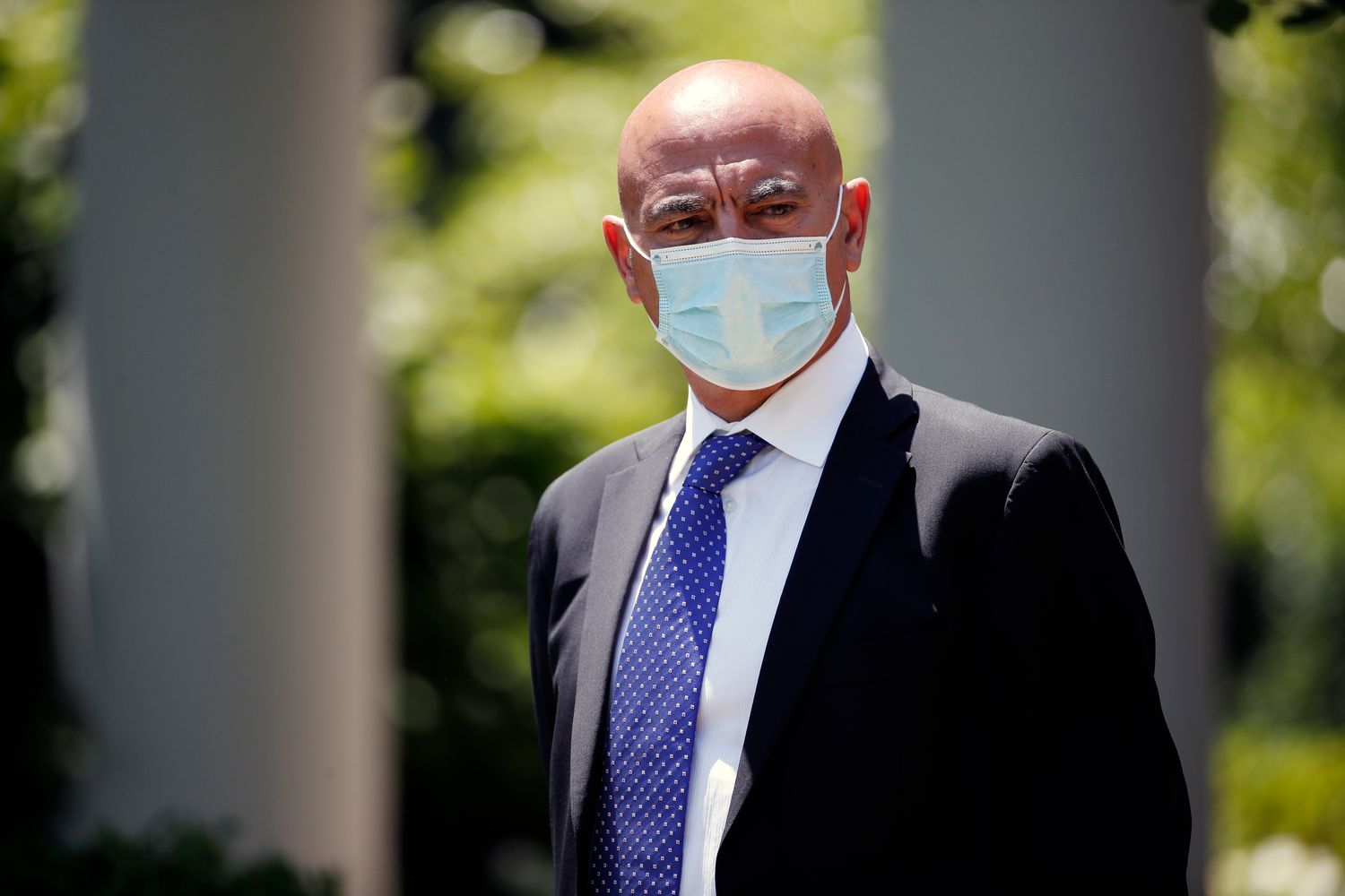 Biden's 100-day mask plan 'a good idea,' Trump's vaccine
chief says 1