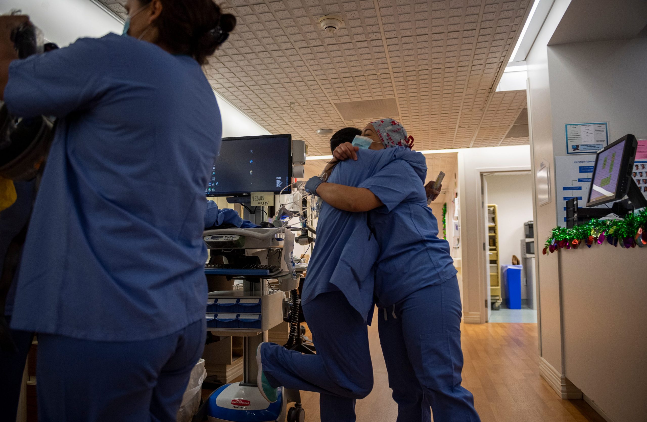 In California: Bill prioritizes farmworkers for vaccination;
inside a COVID-19 ward 1