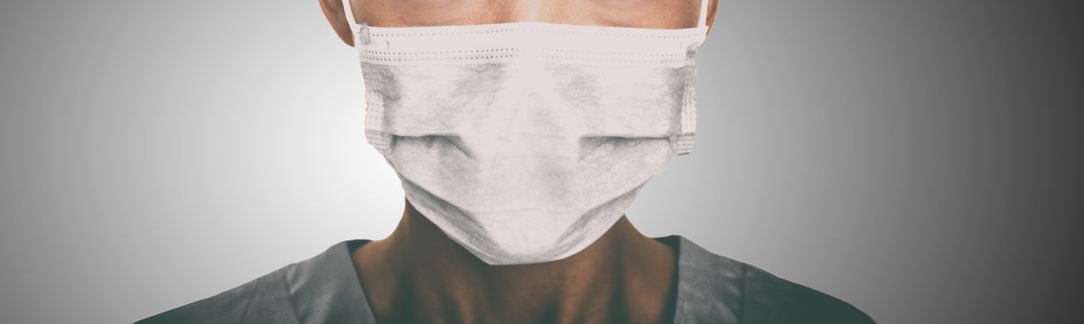 Oregon doctor who refused to wear mask has license
suspended 1