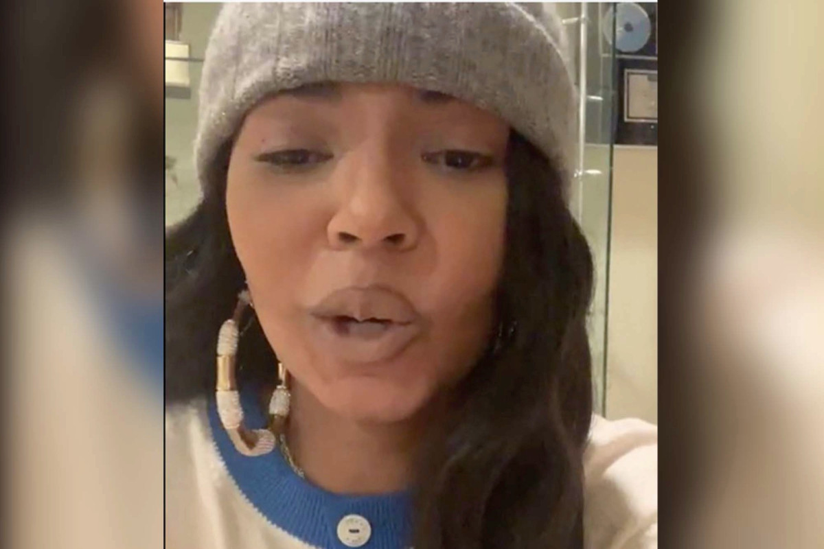 Ashanti has COVID-19, but says she’s ‘Ok and not in
pain’ 1 Ashanti has COVID-19, but says she’s ‘Ok and not in
pain’ 1