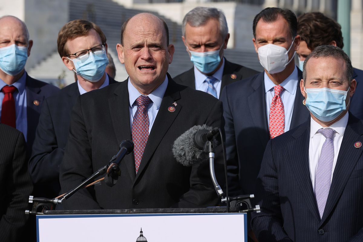 Stimulus update: COVID-19 pandemic relief set to expire in
Illinois as Congress negotiates aid package. Here’s what to
know. 1 Stimulus update: COVID-19 pandemic relief set to expire in
Illinois as Congress negotiates aid package. Here’s what to
know. 1