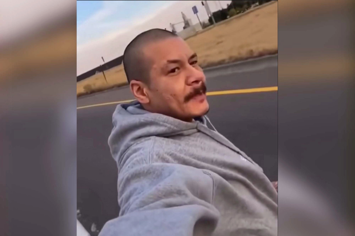 Viral Fleetwood Mac TikTok skater Nathan Apodaca tests
positive for COVID-19 1