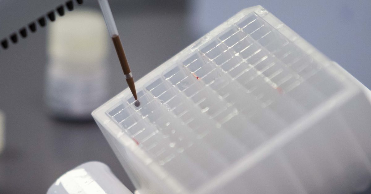 Illinois’ coronavirus death toll tops 16,000 1
