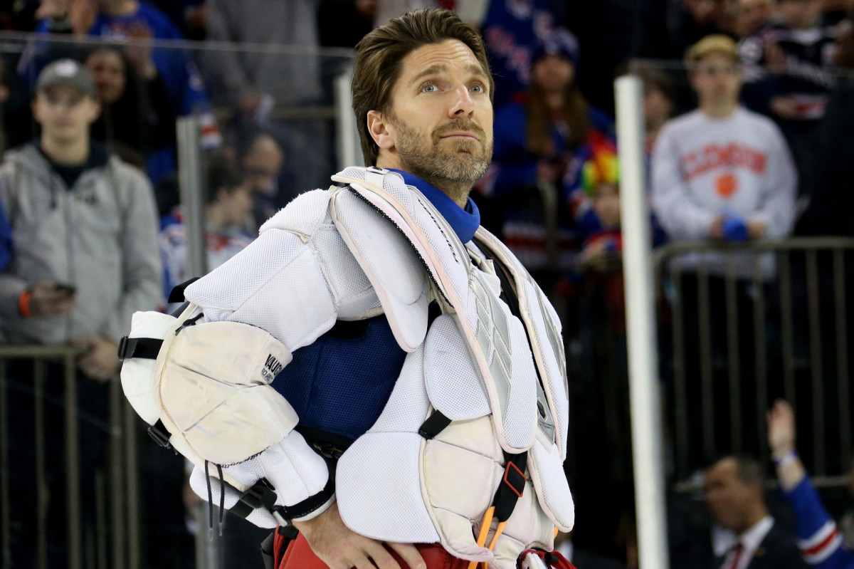 Henrik Lundqvist reveals he will undergo open heart
surgery 1