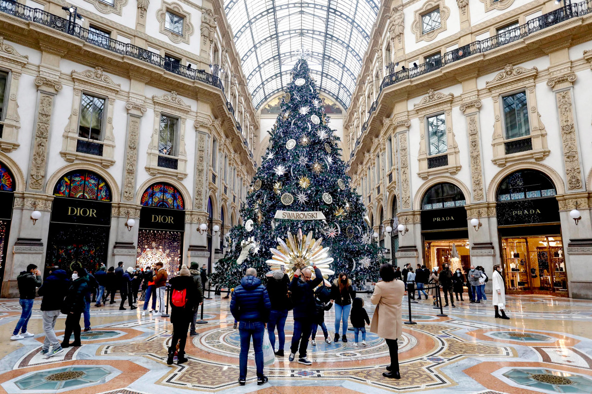 Italy will be on national lockdown for Christmas and New
Year’s 1