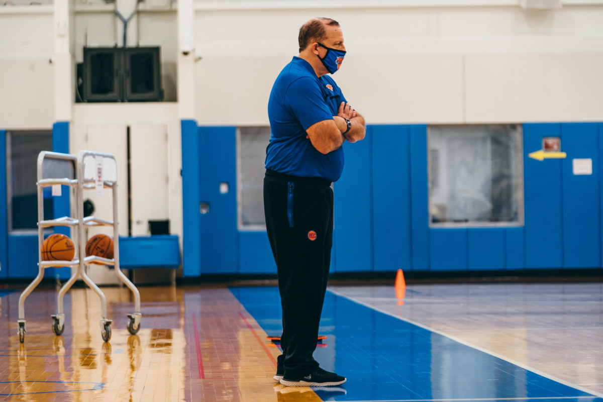 Early schedule gives Knicks cause for COVID-19
concern 1