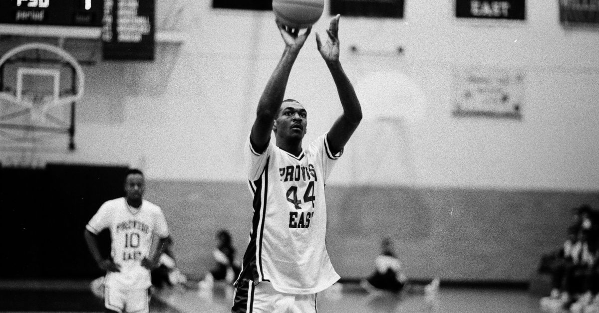 Classic high school basketball game rewatch: Proviso East’s
Three Amigos beat Peoria Manual (1991) 1