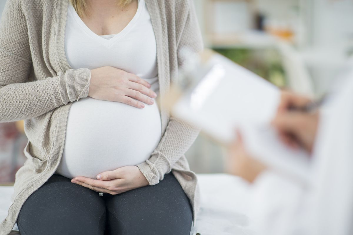 Should pregnant women get a COVID-19 vaccine? What about
women considering pregnancy? Guidance is hard to find because
trials exclude pregnancy. 1 Should pregnant women get a COVID-19 vaccine? What about
women considering pregnancy? Guidance is hard to find because
trials exclude pregnancy. 1