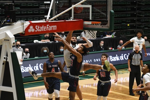 CSU men’s basketball battles through fatigue en route to
season-opening victory 1 CSU men’s basketball battles through fatigue en route to
season-opening victory 1