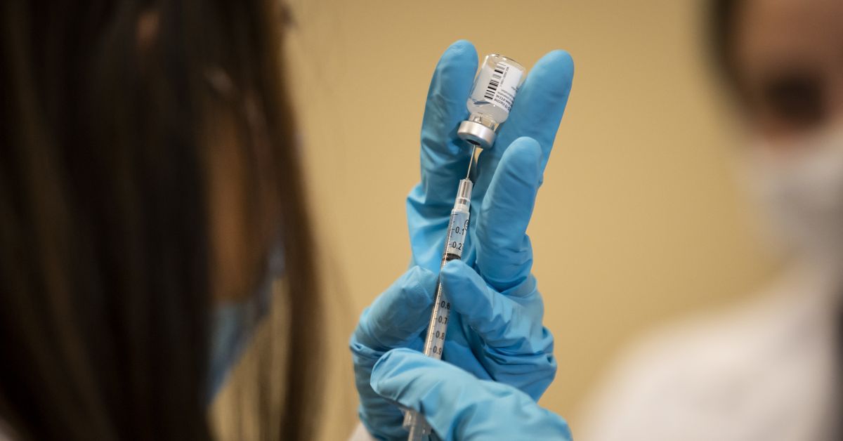 108 more Illinois coronavirus deaths, 7,562 new
cases 1