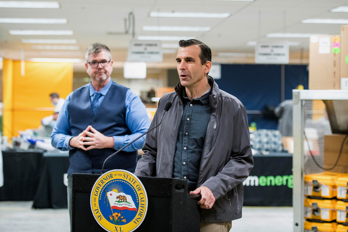 San Jose mayor apologizes for flouting COVID-19 guidelines
on Thanksgiving 1