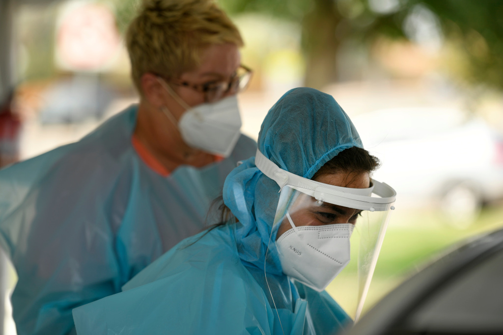 New, more contagious COVID-19 variant confirmed in
Colorado 1