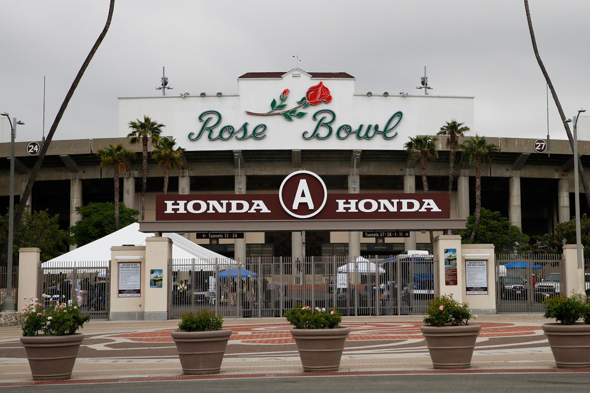 College Football Playoff semifinal moved from Rose Bowl due
to COVID-19 1
