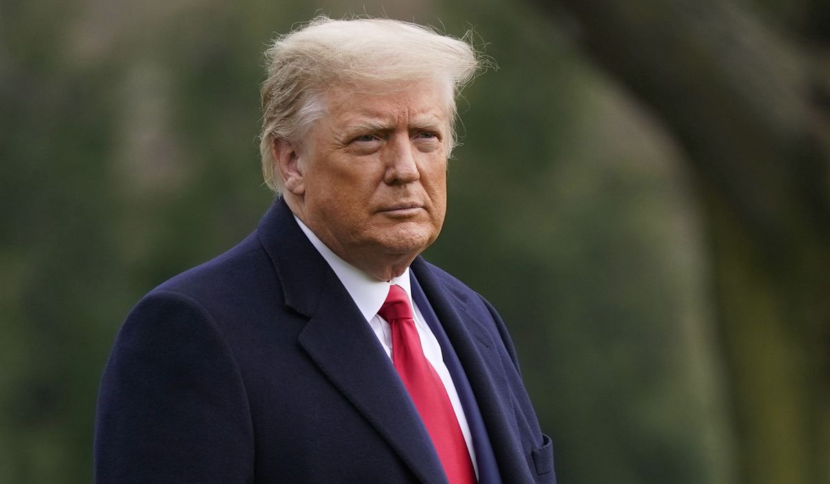 Trump blasted for coronavirus relief bill
'switcheroo' 1